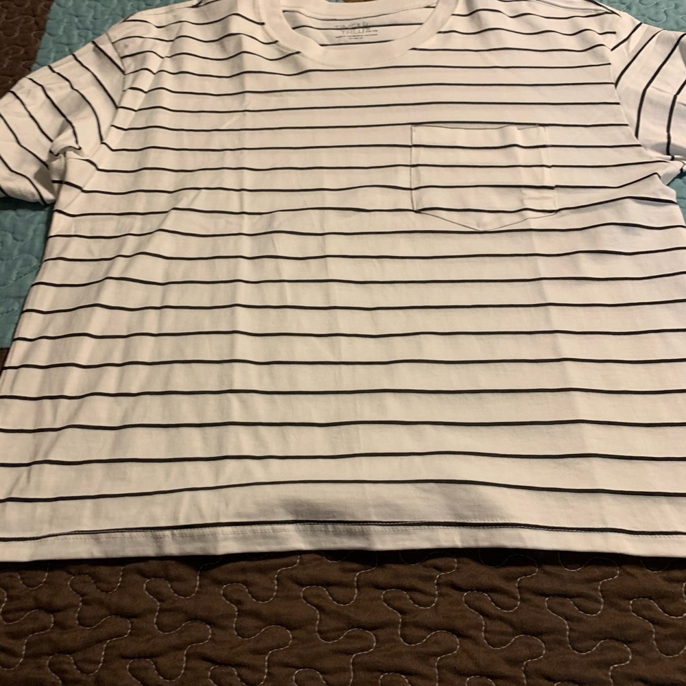 Black and white Top